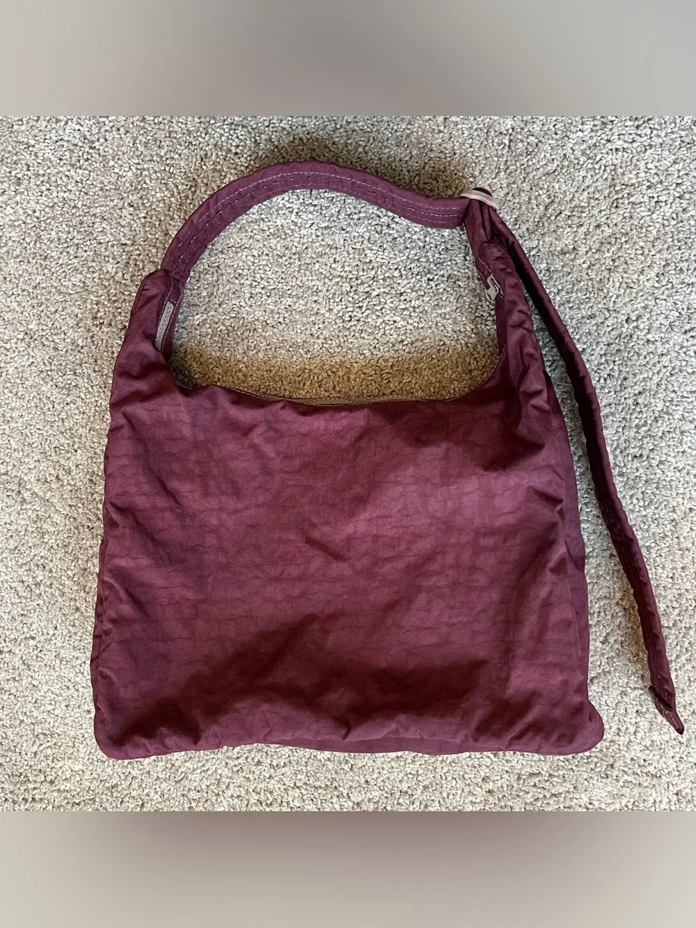 BAGGU Standard Lingonberry Jam Nylon Shoulder Bag